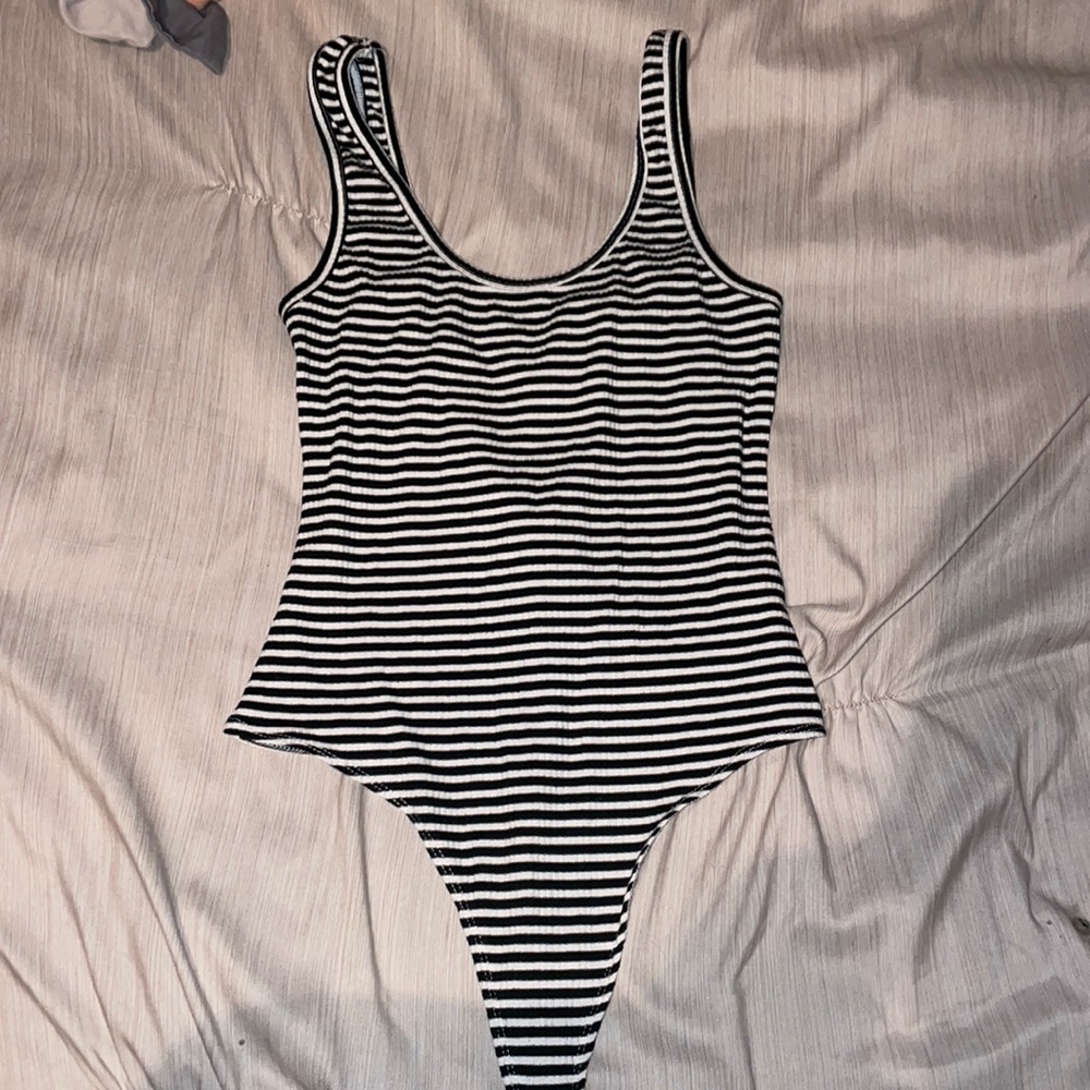 stripped body suite